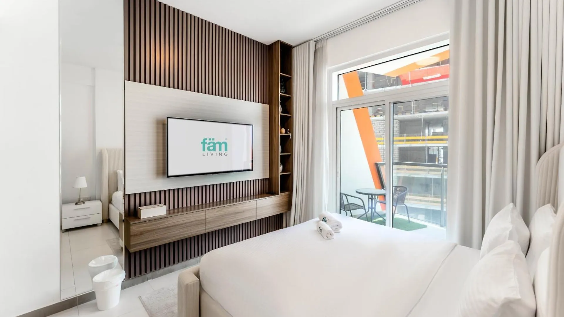 Fam Living 1Br Stay Binghatti Gateway, Al Jaddaf Dubai